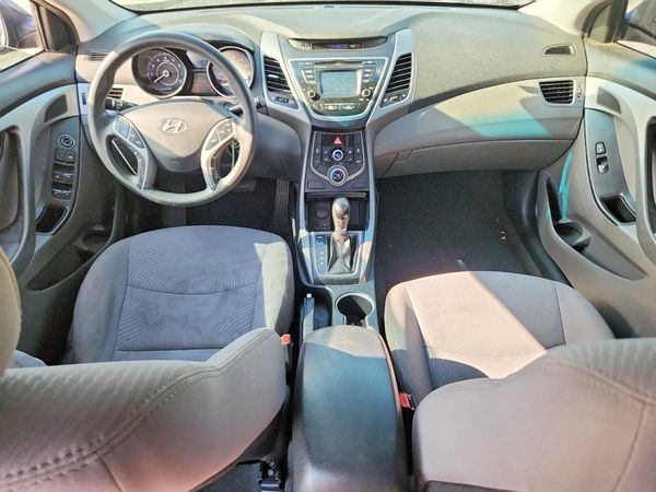 2016 HYUNDAI ELANTRA