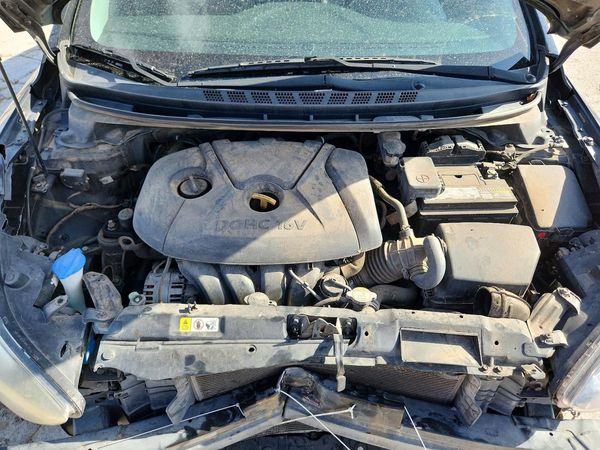 2016 HYUNDAI ELANTRA