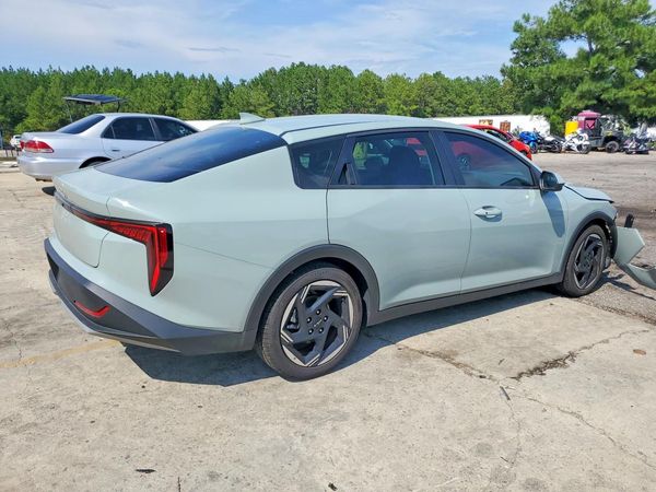 2026 KIA K4