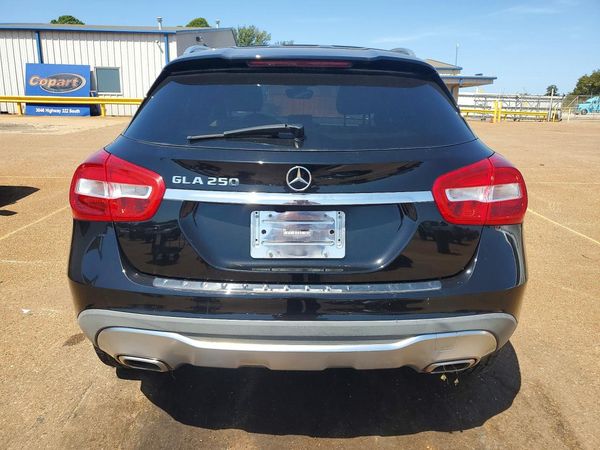 2018 MERCEDES-BENZ GLA-CLASS GLA250 — DIRR