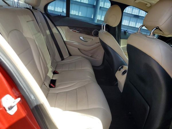 2016 MERCEDES-BENZ C C300