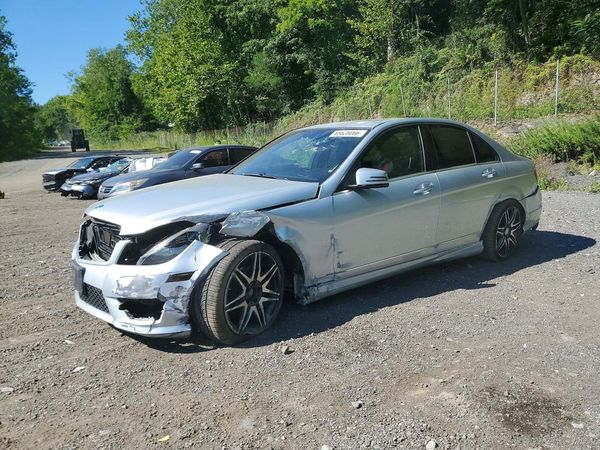 2014 MERCEDES-BENZ C