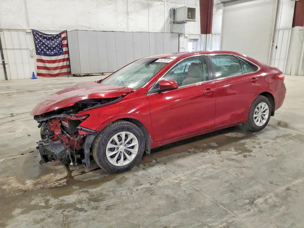 2016 TOYOTA CAMRY — Front 3/4