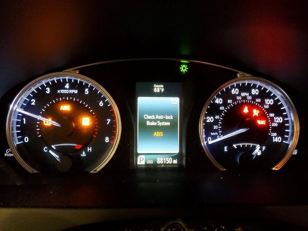 2016 TOYOTA CAMRY — ODOM