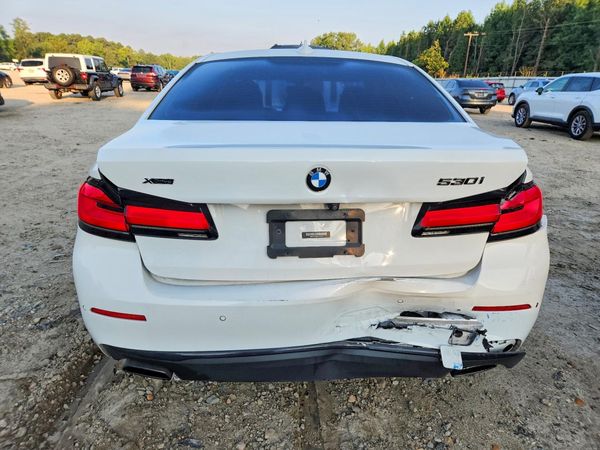2021 BMW 530