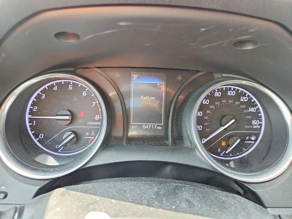 2018 TOYOTA CAMRY
