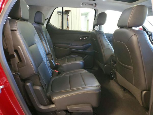 2020 CHEVROLET TRAVERSE LT