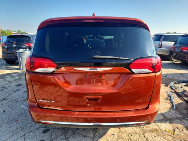 2018 CHRYSLER PACIFICA