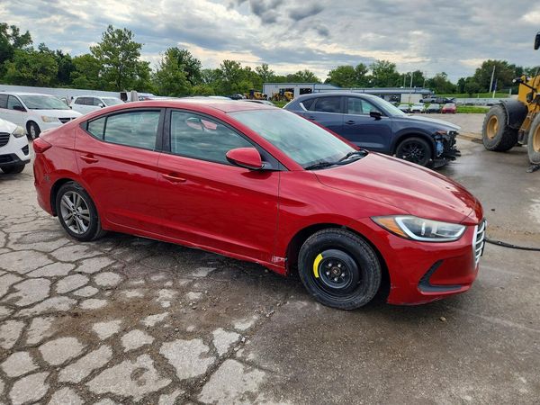 2018 HYUNDAI ELANTRA