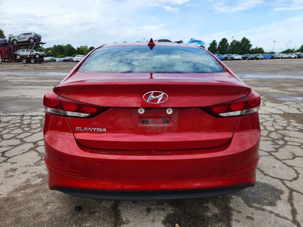 2018 HYUNDAI ELANTRA