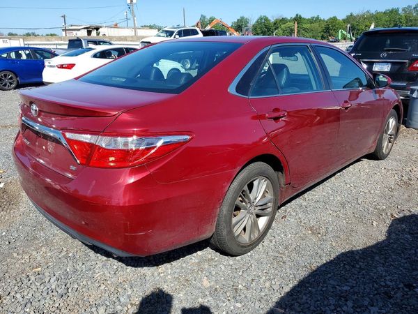 2016 TOYOTA CAMRY
