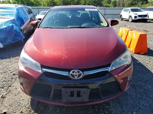 2016 TOYOTA CAMRY