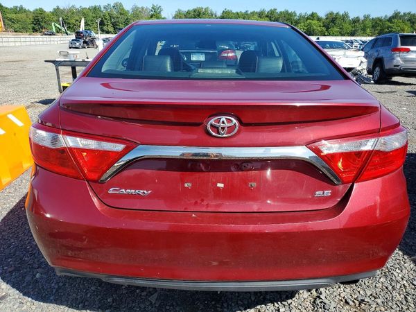 2016 TOYOTA CAMRY