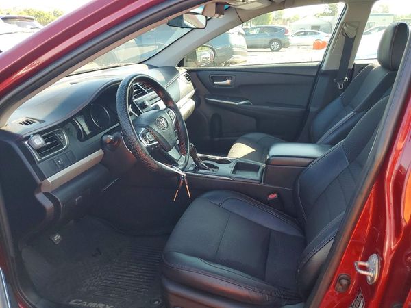 2016 TOYOTA CAMRY