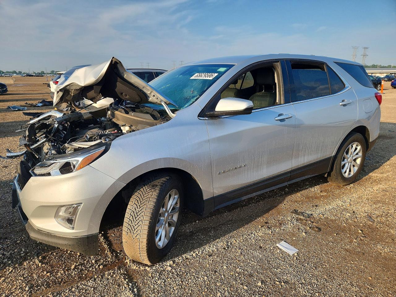 2018 CHEVROLET EQUINOX LT (1LT) — Front 3/4