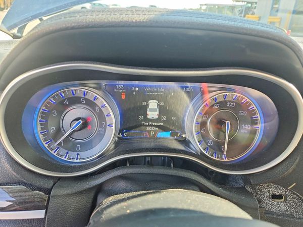 2016 CHRYSLER 300 Limited