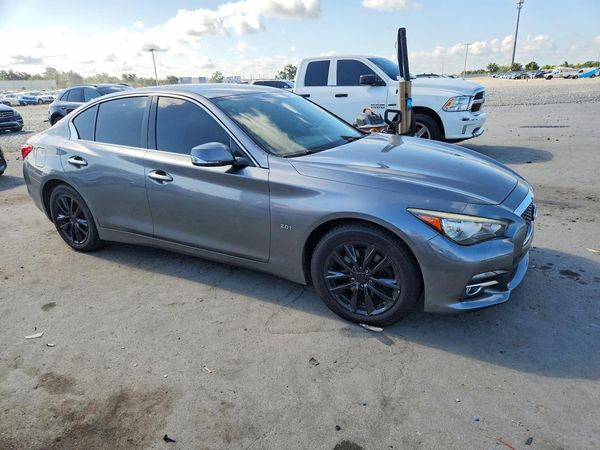 2017 INFINITI Q50