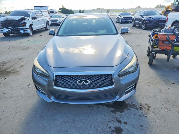 2017 INFINITI Q50
