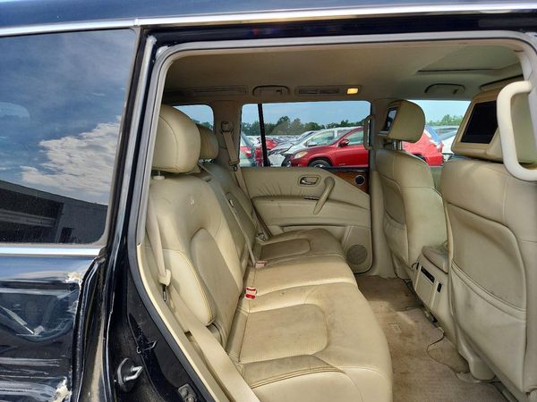 2012 INFINITI QX56 BASE