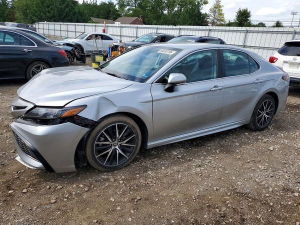 2023 TOYOTA CAMRY