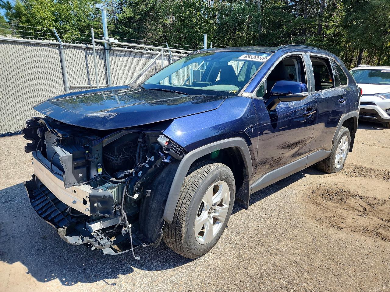 2021 TOYOTA RAV4 XLE HV — Front 3/4