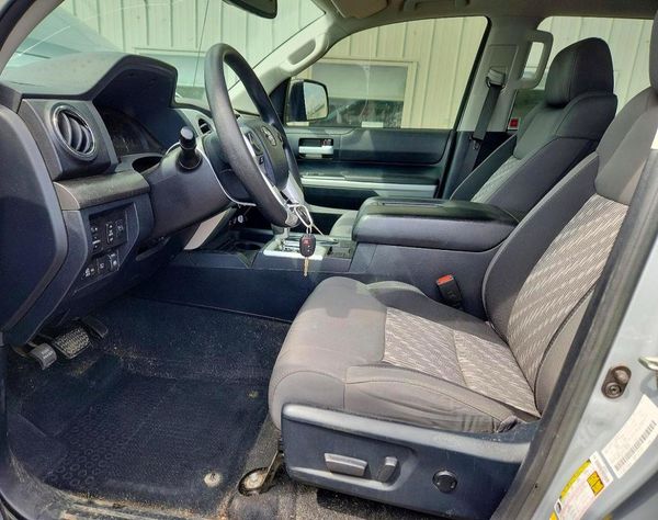 2018 TOYOTA TUNDRA SR5