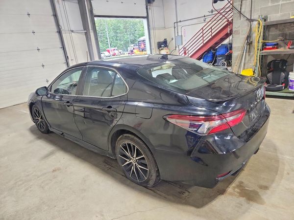 2021 TOYOTA CAMRY