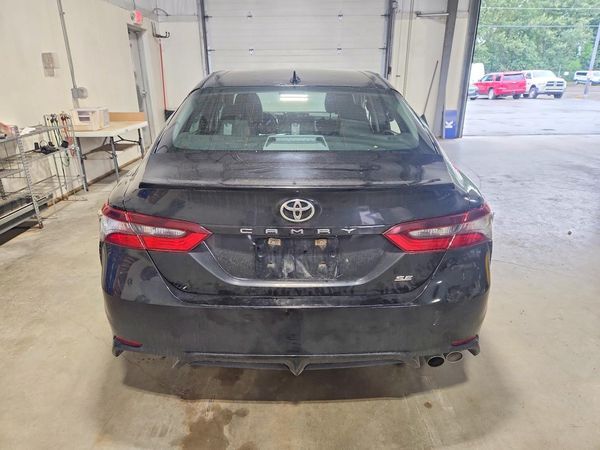 2021 TOYOTA CAMRY