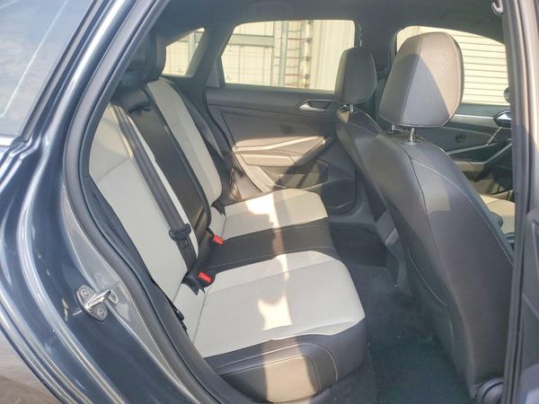 2021 VOLKSWAGEN JETTA