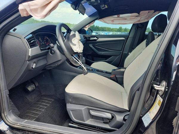 2021 VOLKSWAGEN JETTA