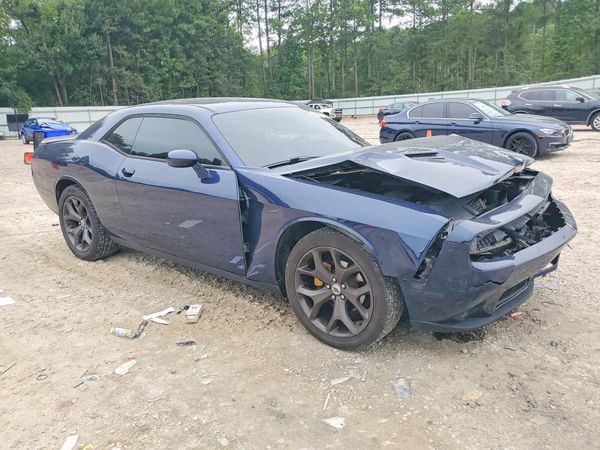 2017 DODGE CHALLENGER SXT