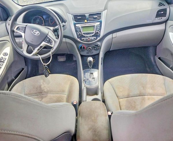 2013 HYUNDAI ACCENT GLS Premium/ SE — CKPT