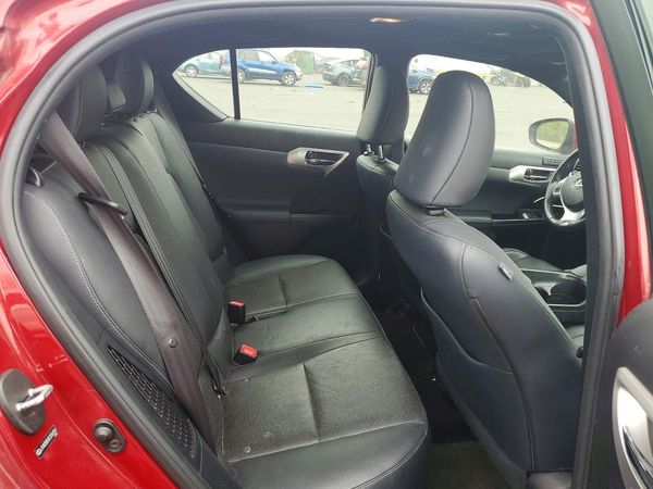 2012 LEXUS CT 200h