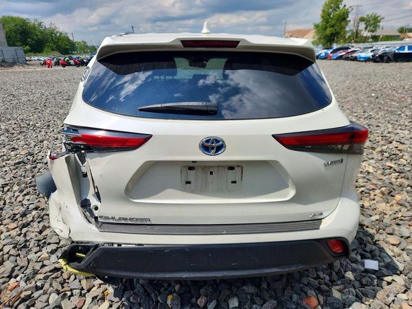 2020 TOYOTA HIGHLANDER