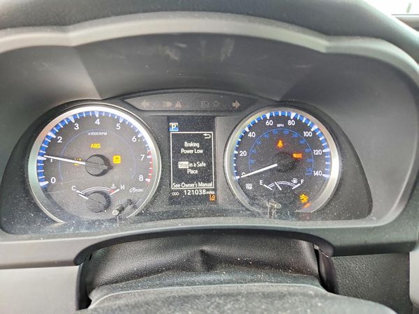 2018 TOYOTA HIGHLANDER LE/LE Plus
