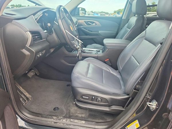2020 CHEVROLET TRAVERSE LT