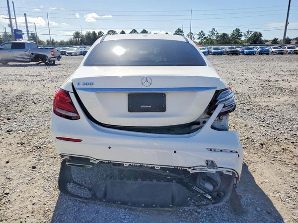 2019 MERCEDES-BENZ E E300