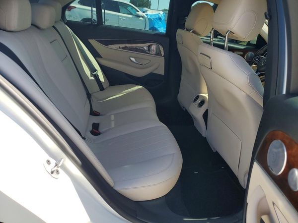 2019 MERCEDES-BENZ E E300