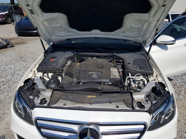 2019 MERCEDES-BENZ E E300