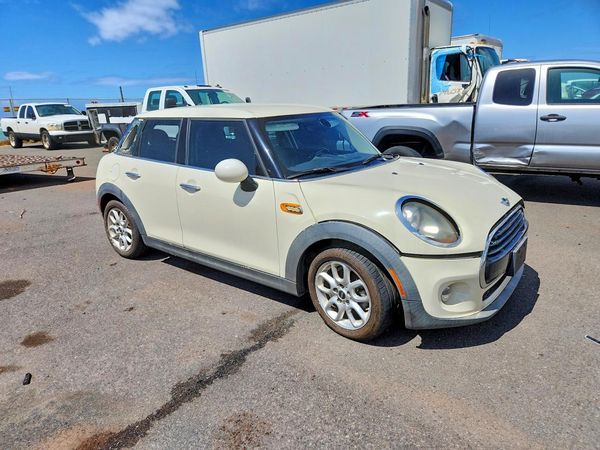 2017 MINI COOPER