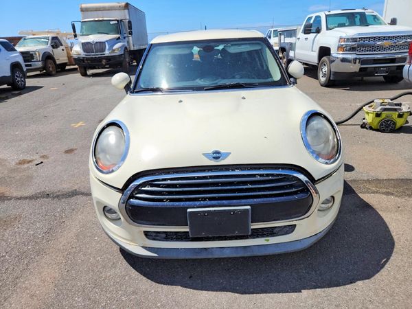 2017 MINI COOPER