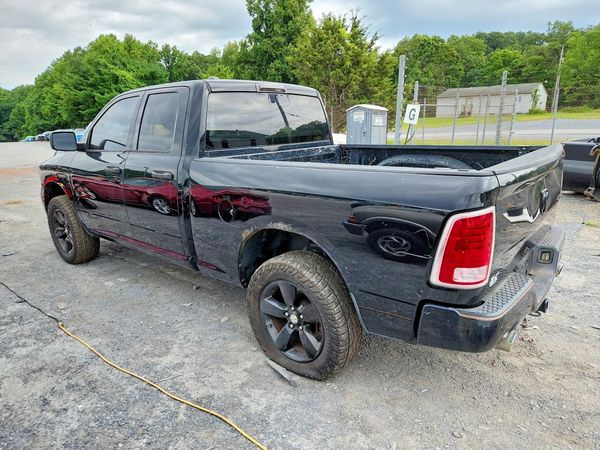 2013 RAM 1500 ST QUAD CAB 4X4