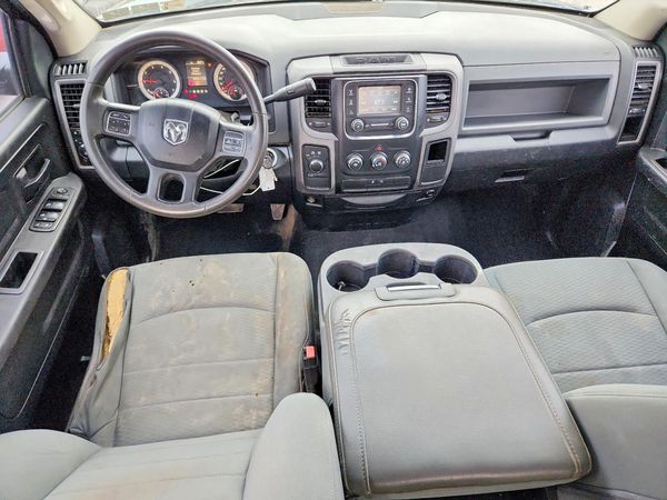 2013 RAM 1500 ST QUAD CAB 4X4