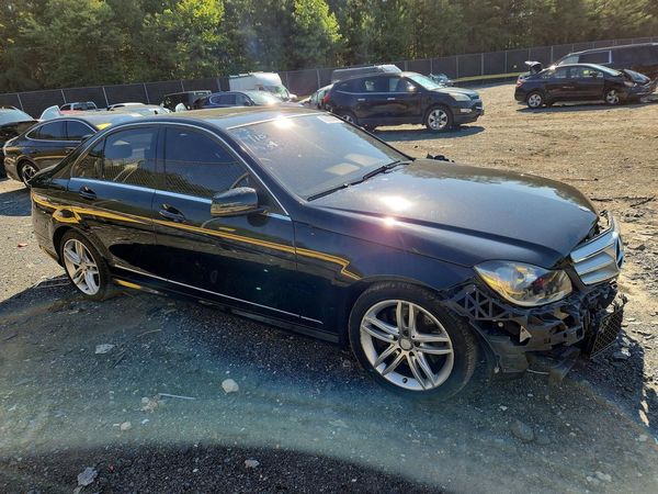 2013 MERCEDES-BENZ C C300