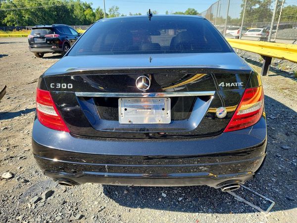 2013 MERCEDES-BENZ C C300