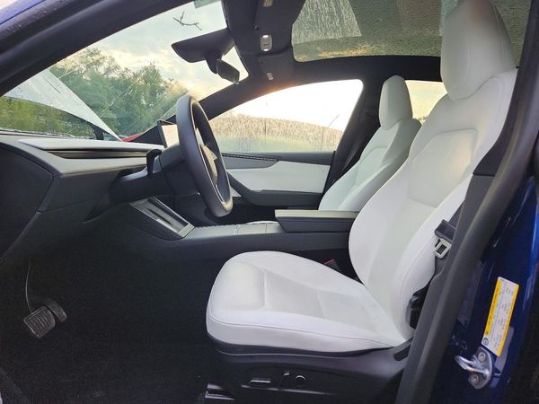 2026 TESLA MODEL Y — DENT