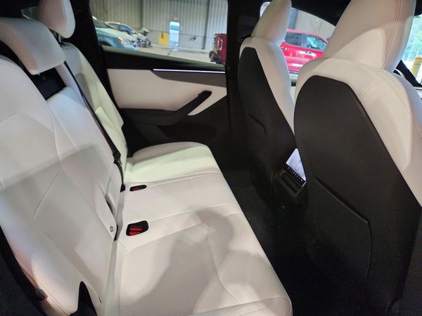 2026 TESLA MODEL Y — PSRS