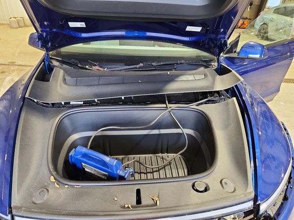 2026 TESLA MODEL Y — Engine bay