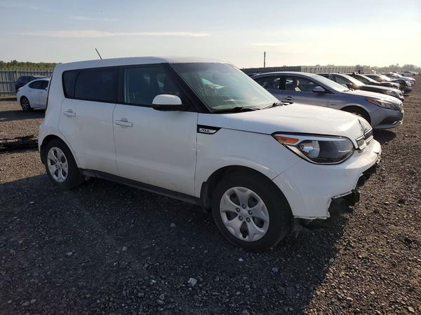 2018 KIA SOUL Base