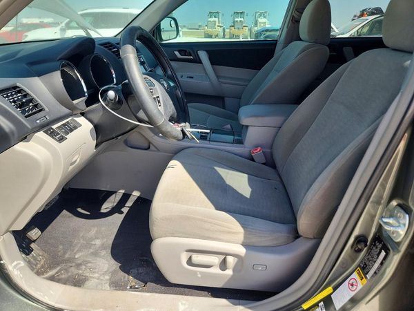 2013 TOYOTA HIGHLANDER Base/Hybrid